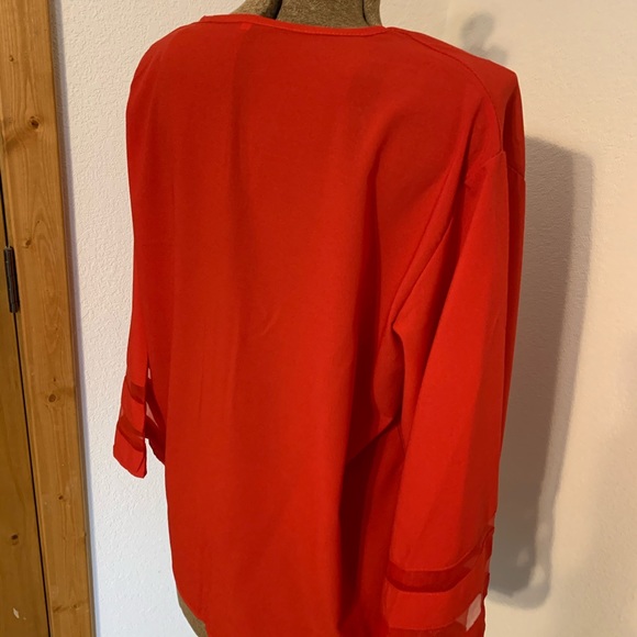 Blouse - Picture 3 of 4